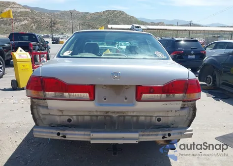 2002 Honda Accord 2.3 Ex z USA, uszkodzony, nr VIN JHMCG66032C012016